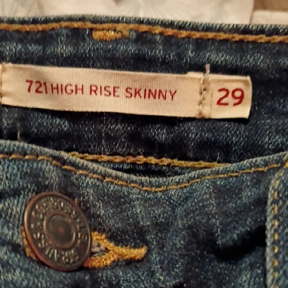 Levi's Women's High Rise Jeans - Dark Blue Highrise Skinny Sz29. - Picture 2 of 6